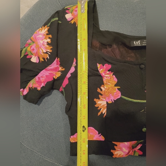 Zara (trf collection) 80s Inspired Floral Blouse - Picture 7 of 8
